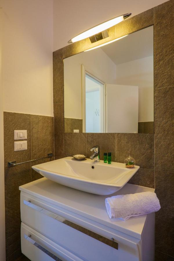 Residence Girasole Casa Gialla Colico Ngoại thất bức ảnh