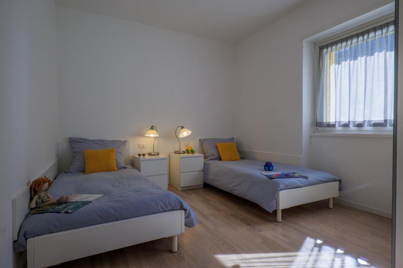 Residence Girasole Casa Gialla Colico Ngoại thất bức ảnh